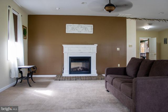 999 W GARDEN RD, Vineland, NJ 08360