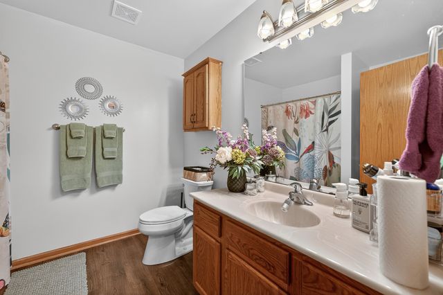 3232 Napa Court, Dekalb, IL 60115