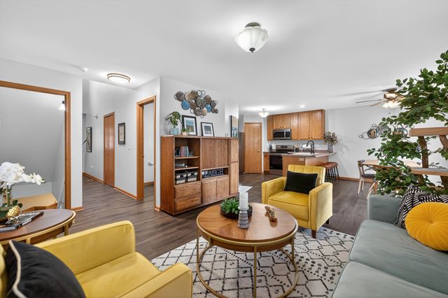 3232 Napa Court, Dekalb, IL 60115