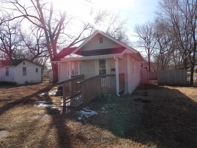 215 E 12th, Augusta, KS 67010
