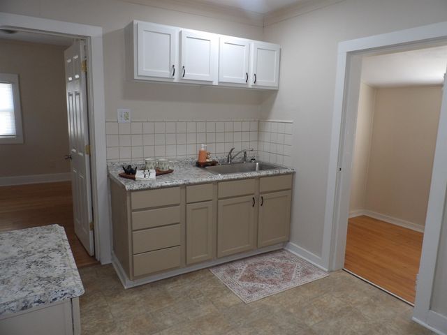 215 E 12th, Augusta, KS 67010