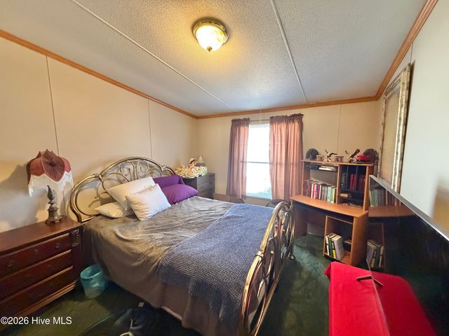 3205 Deanswood Drive, Kinston, NC 28504