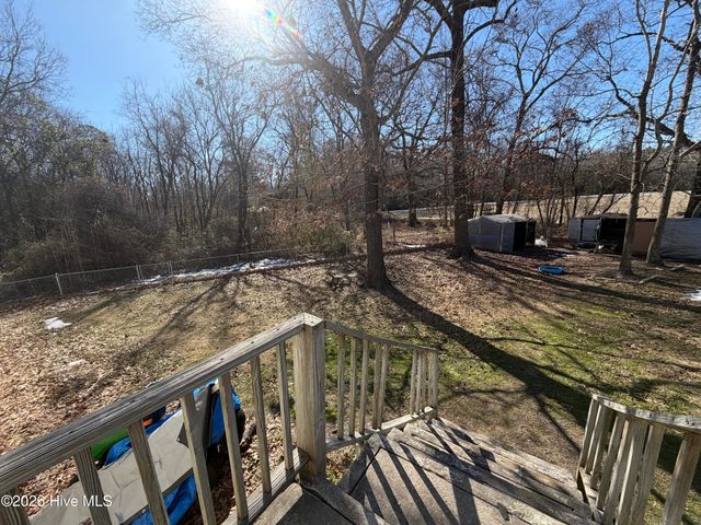 3205 Deanswood Drive, Kinston, NC 28504