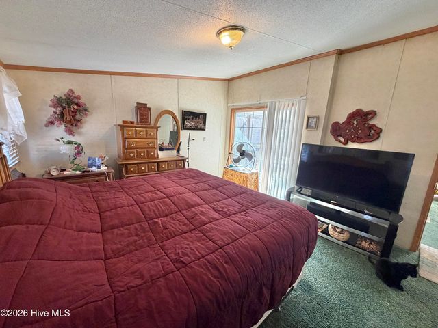 3205 Deanswood Drive, Kinston, NC 28504