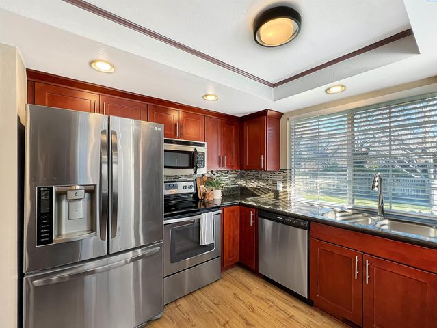 1837 S Olson St, Kennewick, WA 99338