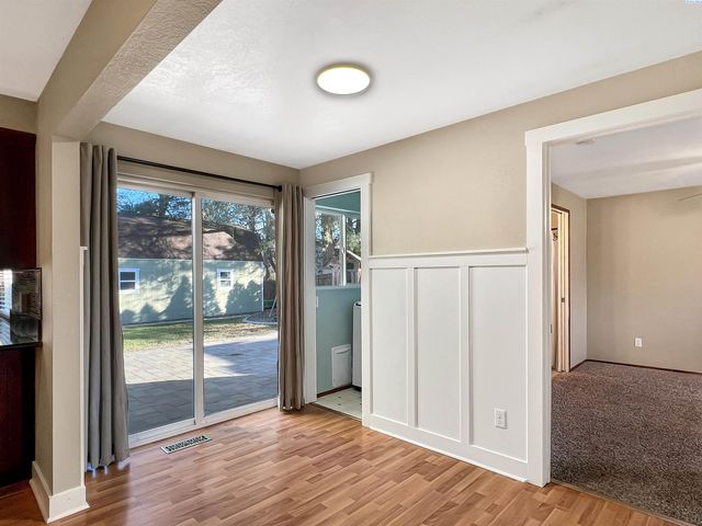 1837 S Olson St, Kennewick, WA 99338