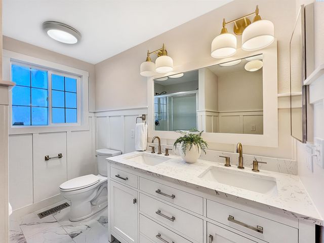 1837 S Olson St, Kennewick, WA 99338