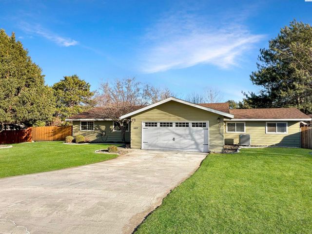 1837 S Olson St, Kennewick, WA 99338
