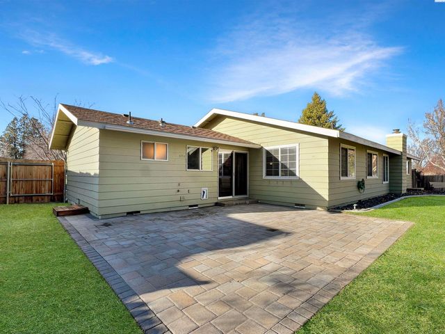 1837 S Olson St, Kennewick, WA 99338