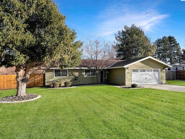1837 S Olson St, Kennewick, WA 99338