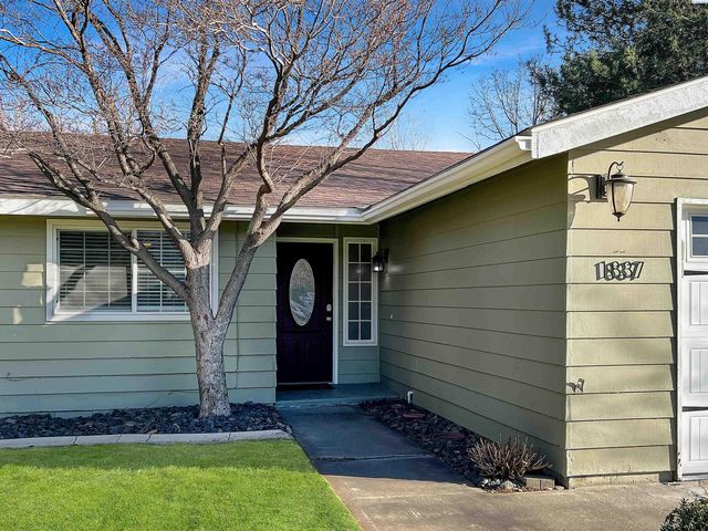 1837 S Olson St, Kennewick, WA 99338