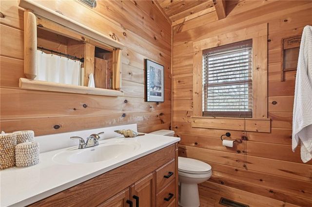 324 Sutallee Place, White, GA 30184