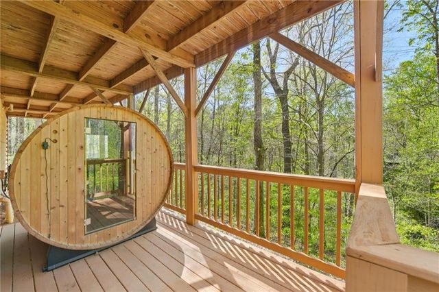 324 Sutallee Place, White, GA 30184