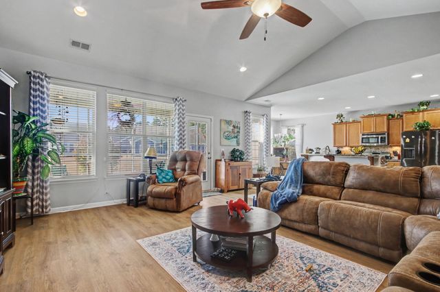 437 Coral Harbor Dr., Myrtle Beach, SC 29588