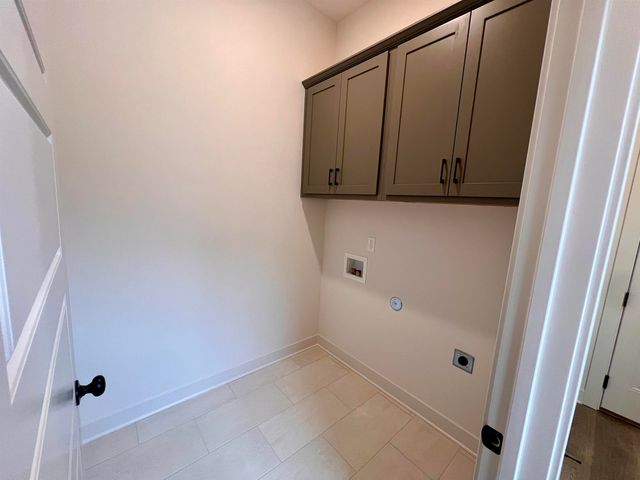 4845 ZANDER LN, Collierville, TN 38017