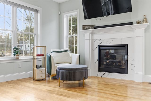 27 Spring Road, Westborough, MA 01581