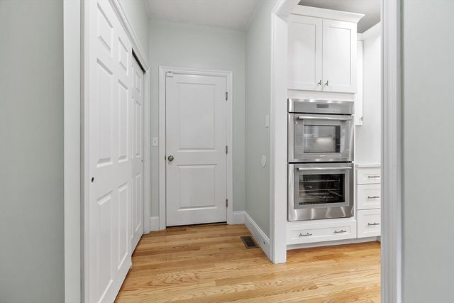 27 Spring Road, Westborough, MA 01581