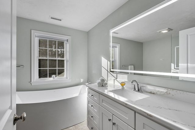 27 Spring Road, Westborough, MA 01581