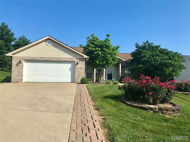 836 Sunnyhill Lane, Columbia, IL 62236