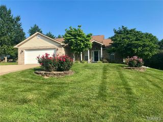 836 Sunnyhill Lane, Columbia, IL 62236