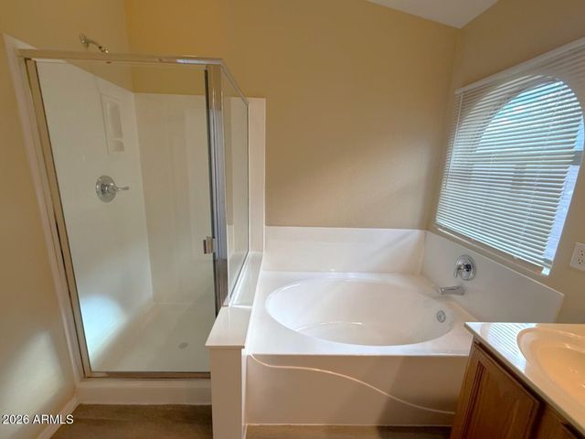 4707 E FRYE Road, Phoenix, AZ 85048