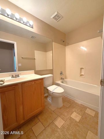 4707 E FRYE Road, Phoenix, AZ 85048