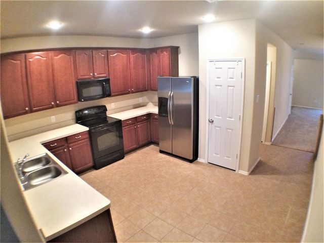 5204 Pebble Beach Trail, Denton, TX 76208