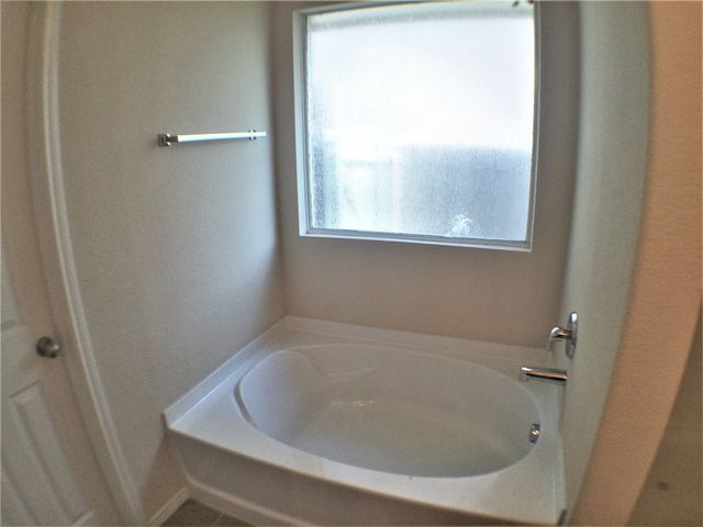 5204 Pebble Beach Trail, Denton, TX 76208