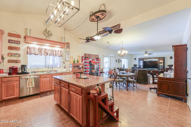 3461 N EXCALIBUR Place, Casa Grande, AZ 85122