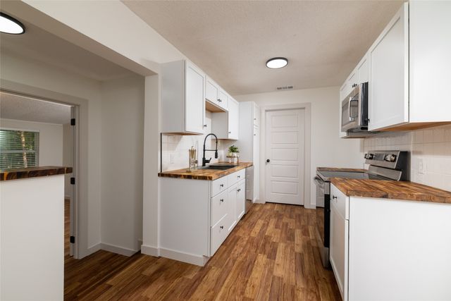 6886 County Road 2550, Quinlan, TX 75474