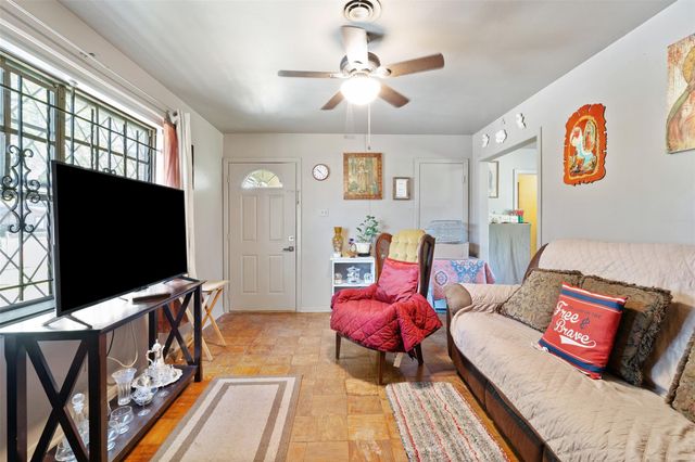 6622 Cobalt Street, Houston, TX 77016