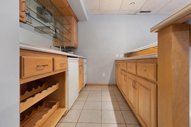 2700 Olde Wood Court, Minnetonka, MN 55391