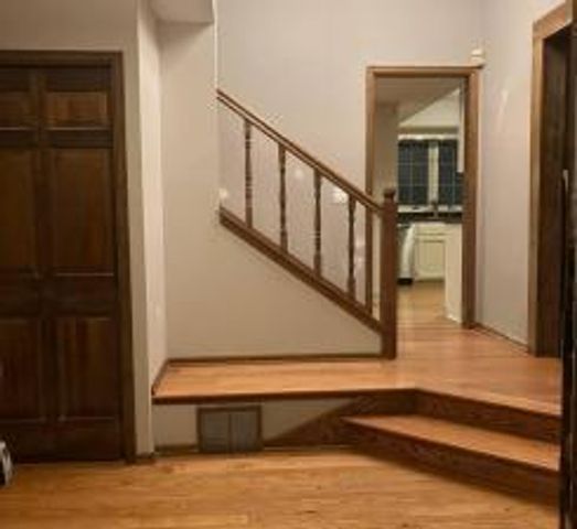 2700 Olde Wood Court, Minnetonka, MN 55391