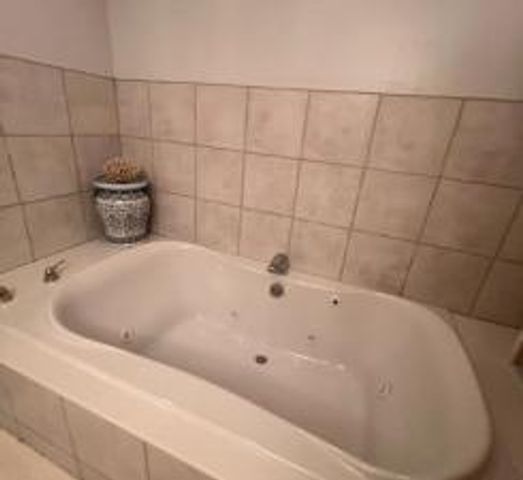 2700 Olde Wood Court, Minnetonka, MN 55391