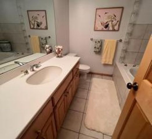 2700 Olde Wood Court, Minnetonka, MN 55391