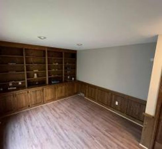 2700 Olde Wood Court, Minnetonka, MN 55391