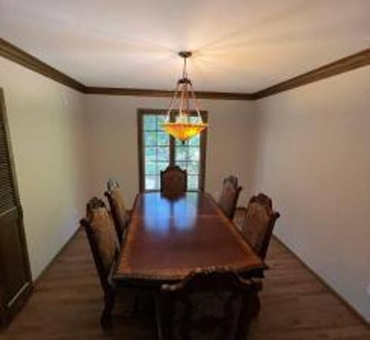 2700 Olde Wood Court, Minnetonka, MN 55391