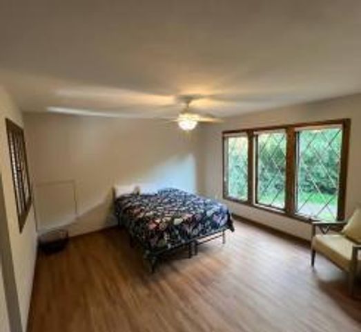 2700 Olde Wood Court, Minnetonka, MN 55391