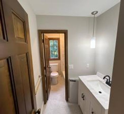 2700 Olde Wood Court, Minnetonka, MN 55391