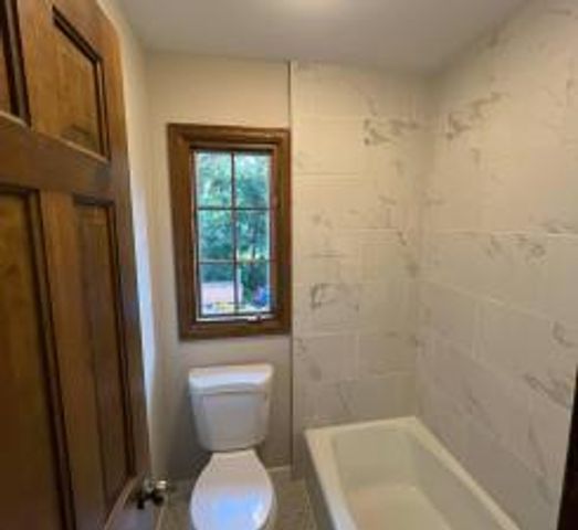 2700 Olde Wood Court, Minnetonka, MN 55391