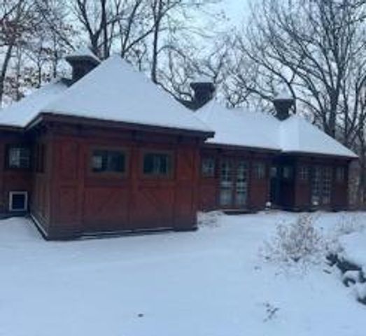 2700 Olde Wood Court, Minnetonka, MN 55391