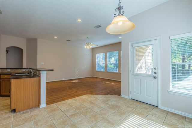 18323 S Elizabeth Shore Loop, Cypress, TX 77433