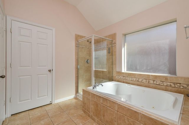 18323 S Elizabeth Shore Loop, Cypress, TX 77433