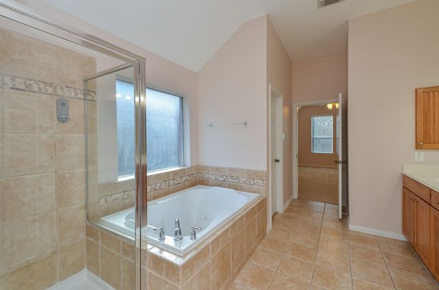 18323 S Elizabeth Shore Loop, Cypress, TX 77433