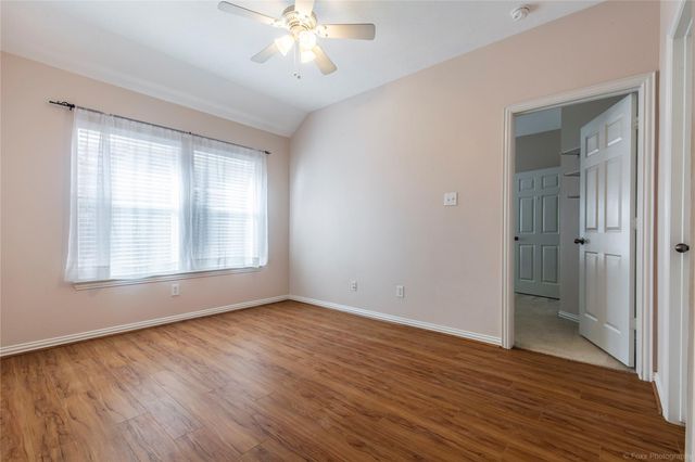18323 S Elizabeth Shore Loop, Cypress, TX 77433