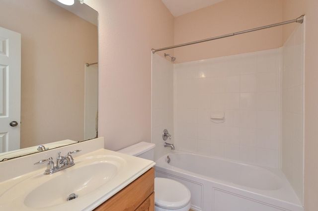 18323 S Elizabeth Shore Loop, Cypress, TX 77433