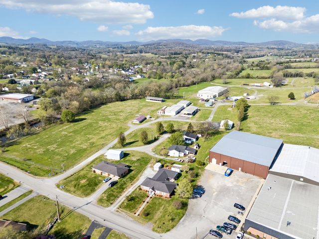 247 Edgewood St, Alexandria, TN 37012