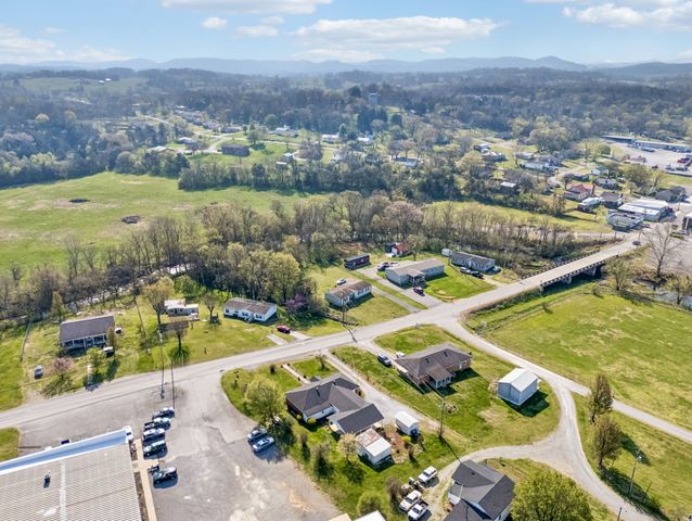247 Edgewood St, Alexandria, TN 37012