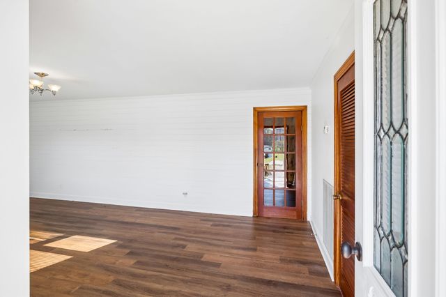 247 Edgewood St, Alexandria, TN 37012