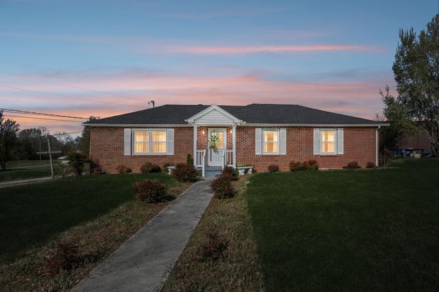 247 Edgewood St, Alexandria, TN 37012